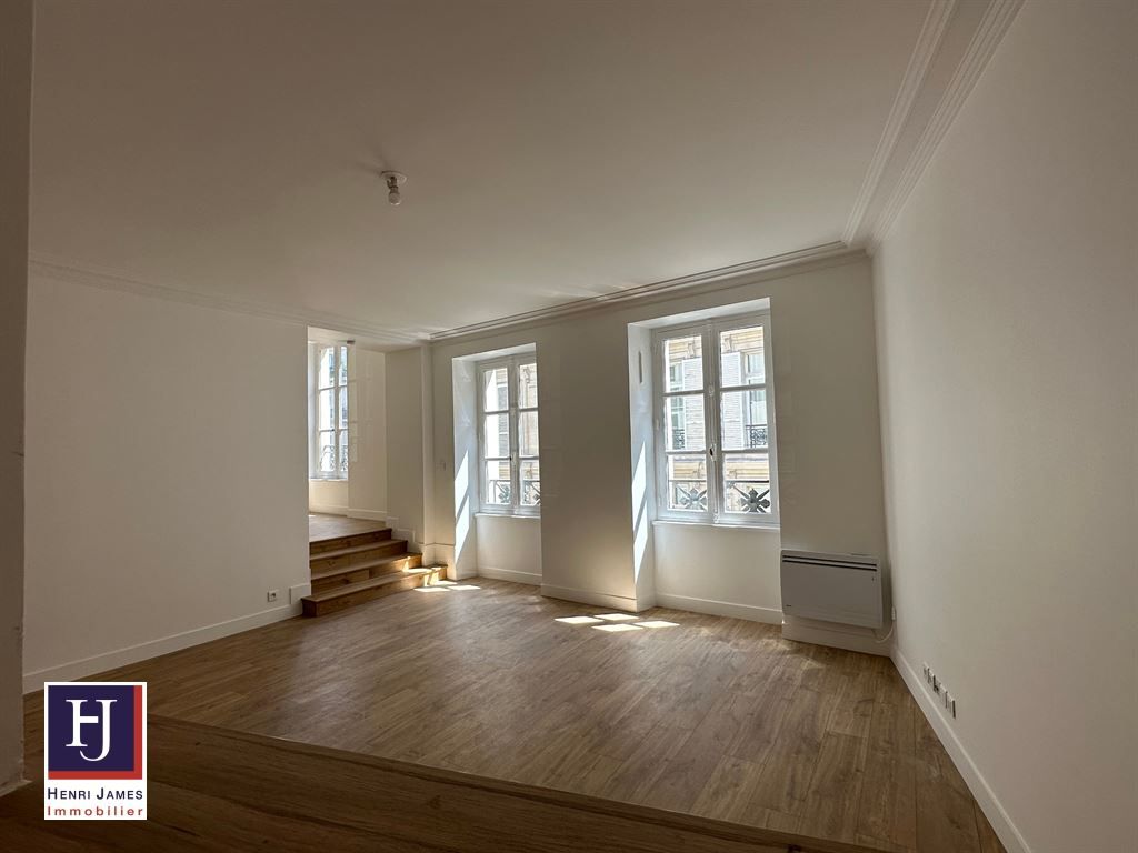 appartement 2 pièces en location sur PARIS (75009)