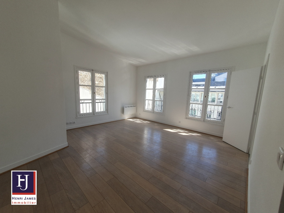 appartement 2 pièces en location sur PARIS (75009)